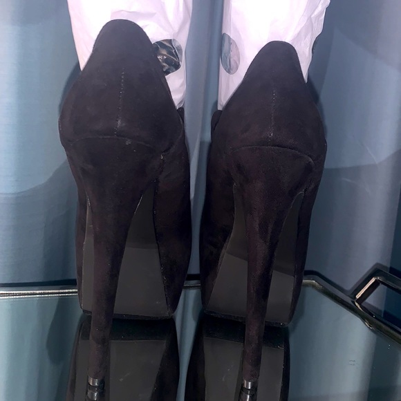 JustFab Black Velvet Platform Mary Jane’s NEW! - Picture 3 of 5